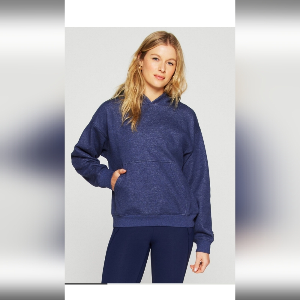 FABLETICS COZY FLEECE HOODIE NWT ✨